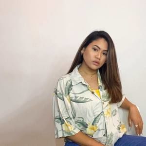 Meet your Posher, Angela